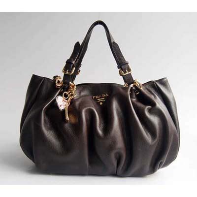 cartera prada vintage|prada handbags 2010.